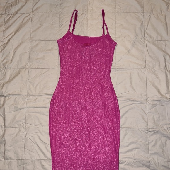 SKIMS SOFT LOUNGE SHIMMER LONG SLIP DRESS - Picture 8 of 9